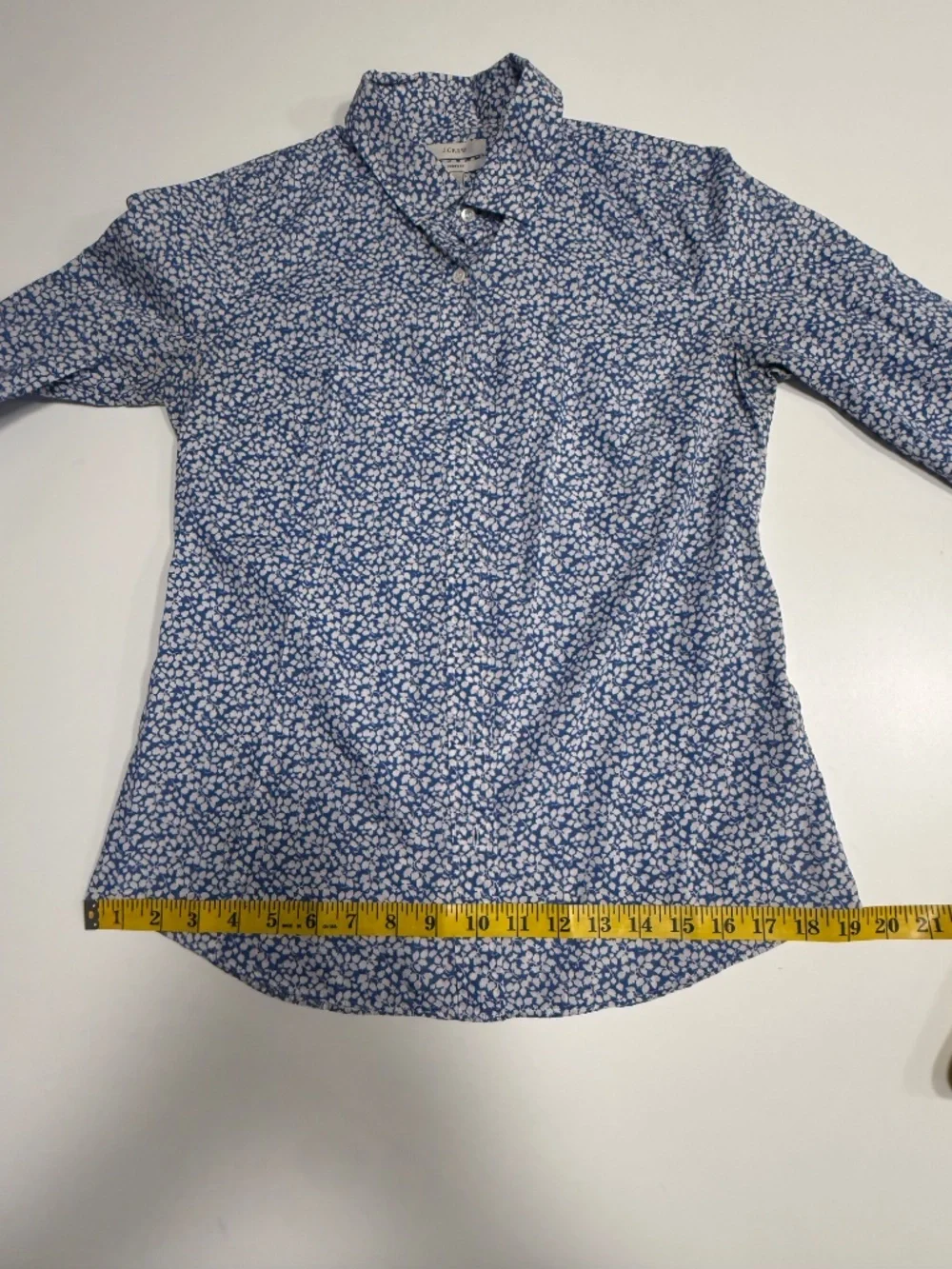 J. Crew Perfect Shirt, Blue and White Floral Long Sleeve Button Down, Size 2 - Picture 11 of 12